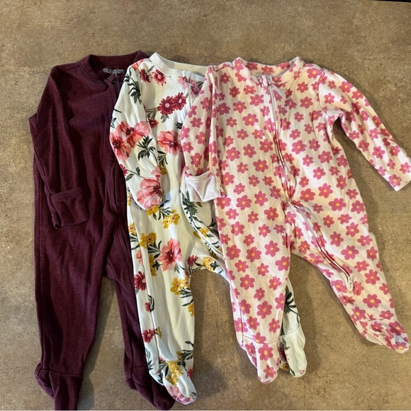Old Navy - 3 PACK! Footies One Piece - Picture 2 of 11
